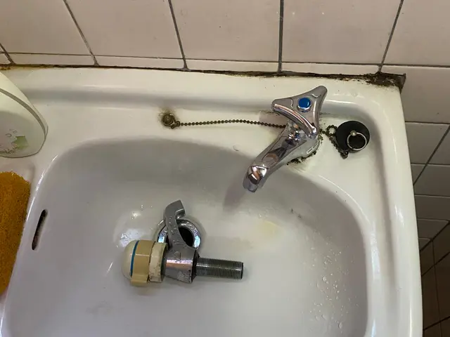 【業歴15年の経験と実績】年中無休・駐車代お店負担・外注なし自信の自社施工サービスの画像