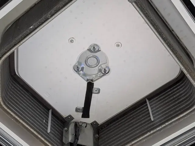 丁寧、誠実、情熱対応！　天井埋め込み型及びルームエアコン洗浄(^ ^)サービスの画像