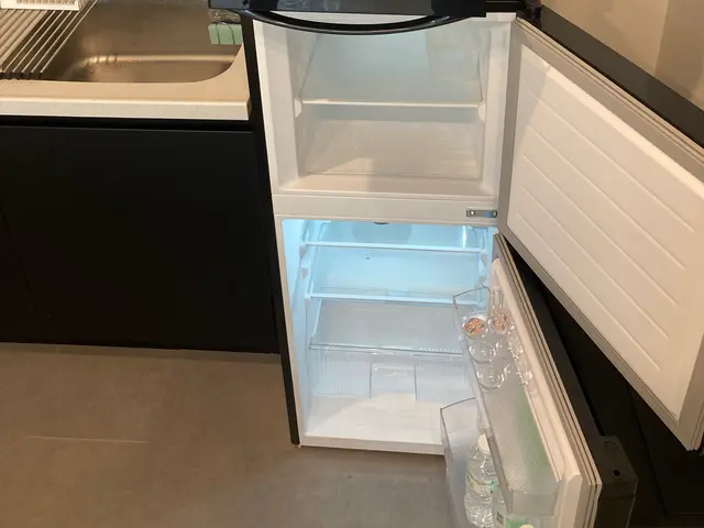 女性スタッフ指定可能で安心、営業時間外や対応地域外もご相談承りますサービスの画像