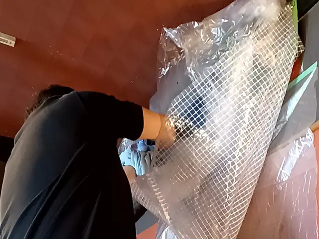 夏終わり！エアコン終わりに！★男女2名で作業★黒カビや埃、奥から落とします。サービスの画像