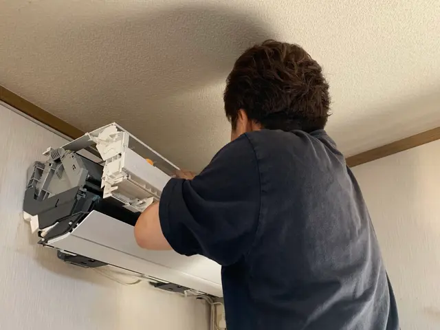 福岡【完全分解】でこの価格！！ドレンパンやファンまで分解しカビや臭いを徹底洗浄！サービスの画像