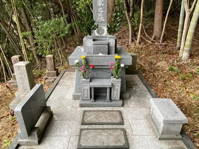 お墓参り代行サービスの画像
