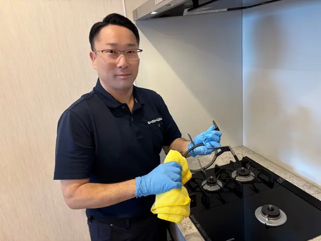 ◆駐車0円◆追加料金無し◆同日作業に限りエアコン1台7,000円でお掃除します◎サービスの画像