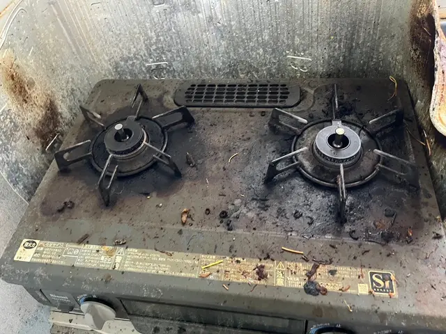 【沖縄】キッチンのギットギト油汚れはお任せ下さい！サービスの画像