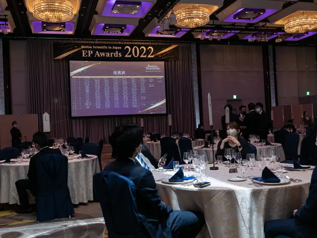 法人向け撮影〜年200本以上！プロフォトグラファーが企業様向け出張撮影致します！サービスの画像