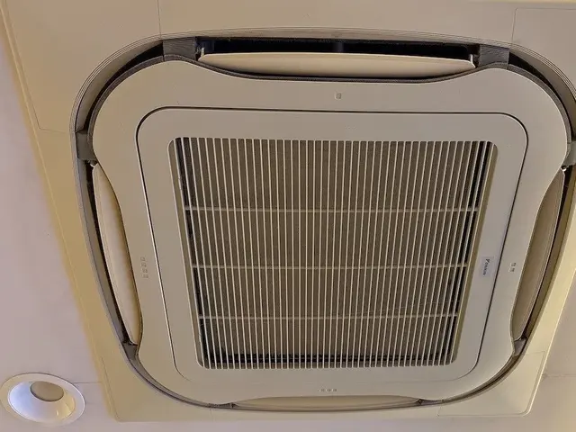 プロの技術でご満足いただけるように心を込めて作業いたしますサービスの画像