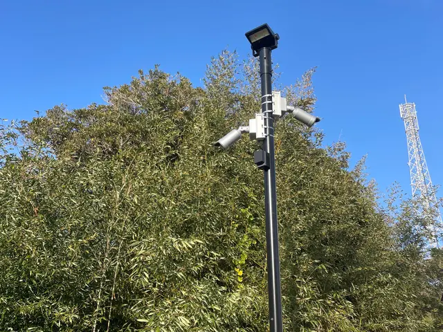 【施工実績多数！】住宅、店舗、工場などに防犯カメラを取り付けます！サービスの画像