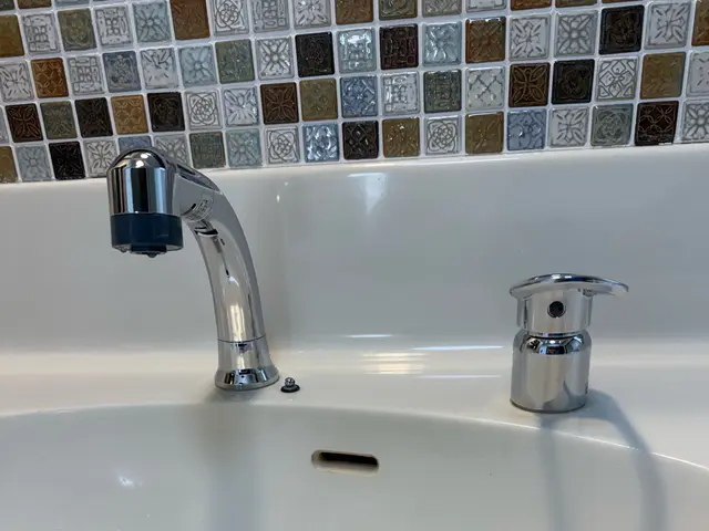 【急に水漏れも即対応】プロの技で快適！安心と清潔を叶える洗面水栓サービス」サービスの画像