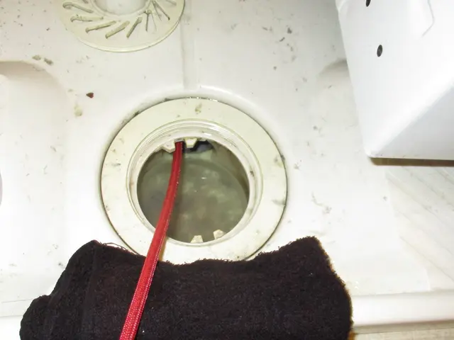 【排水口 清掃０円!!】高圧洗浄機による排水管清掃サービスサービスの画像