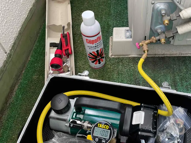 工事１年保証☆親切丁寧♪経験豊富な当店電気工事士がお伺いしますサービスの画像