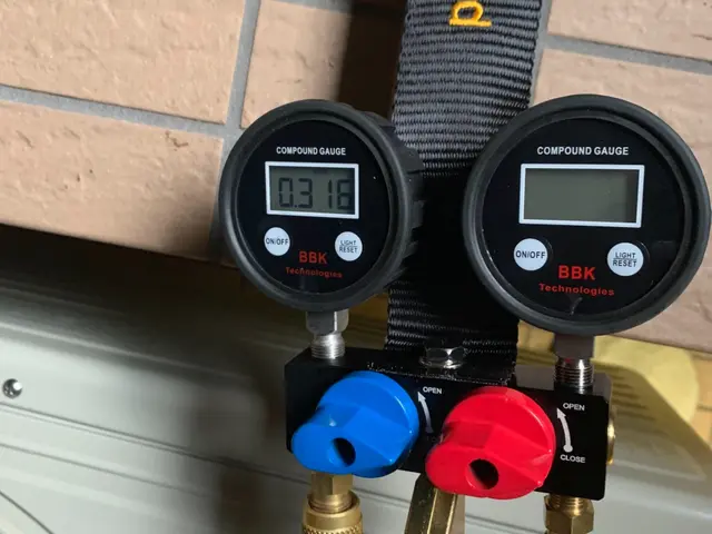 ガスチャージ（ルームエアコンガスの補充）サービスの画像