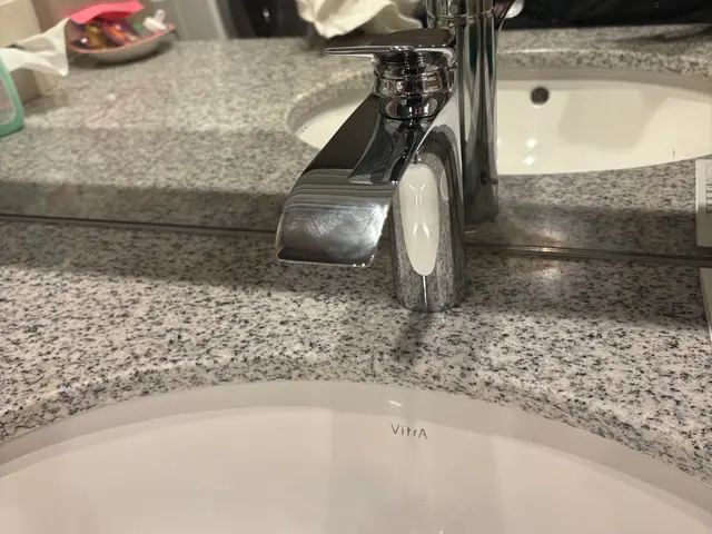 【水道局指定工事店】【水回り職人】【トイレ水漏れ対応】サービスの画像