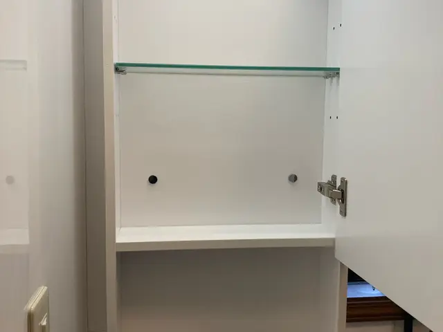 親切、丁寧、迅速に洗面所のお掃除いたしますサービスの画像