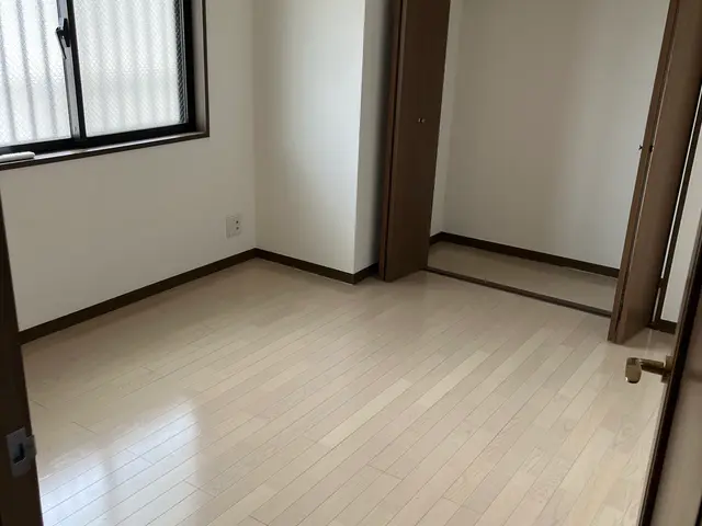 【東京23区・川崎・横浜対応】空室クリーニング｜損害保険加入済・ガラスコート可サービスの画像