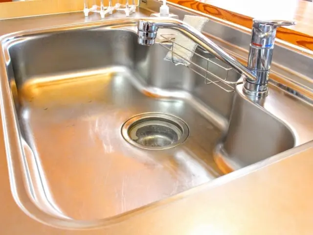 キッチン周辺の油汚れを真心込めてピカピカに掃除します！サービスの画像