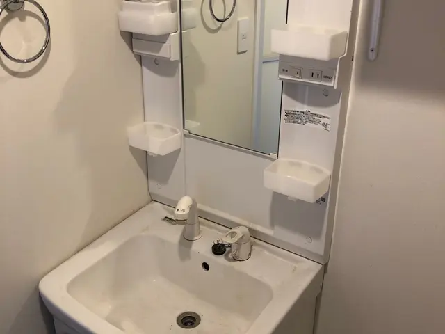 【業歴14年の経験と実績】作業外注なし完全自社対応！安心の損害保険加入店サービスの画像