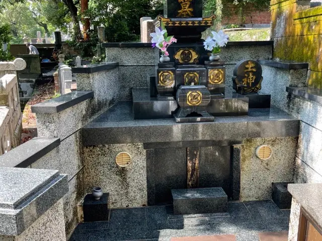 ●経験豊富、リピ多、満足度高、草取り、お墓参り、お墓清掃、安心してお任せくださいサービスの画像