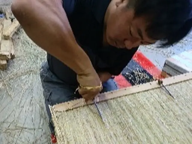 ◆表替え　熊本産麻綿表（畳表１山の中に麻糸２本、綿糸２本合計４本入ってます。）サービスの画像