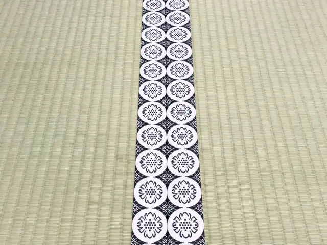 ◆表替え　熊本産麻綿表（畳表１山の中に麻糸２本、綿糸２本合計４本入ってます。）サービスの画像