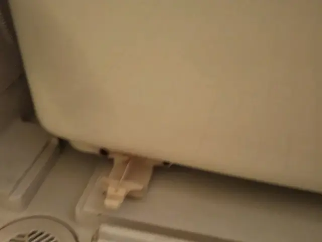 12月のご予約受付中◎全て自社対応★エプロン内部高圧洗浄込みサービスの画像