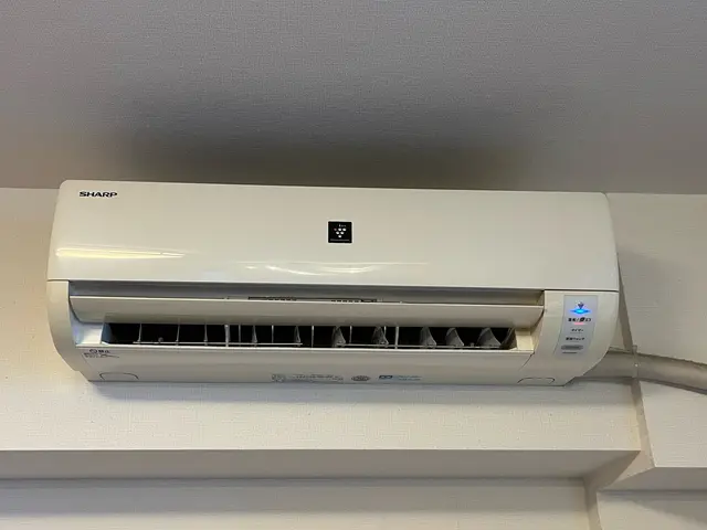 掃除のプロにお任せ〈安心の法人〉電気工事士が対応サービスの画像