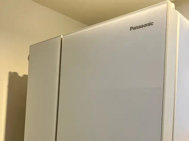 【女性店長が訪問】収納グッズ付き清潔で整う冷蔵庫クリーニングサービスの画像