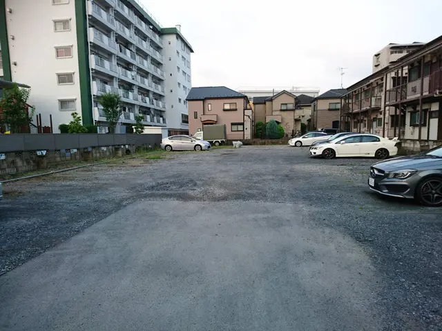 《安心追加料金一切なし》《草むしり、除草剤》お庭、駐車場を綺麗にします サービスの画像