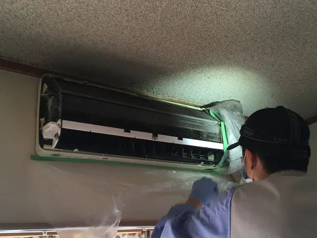 今だけ防カビ防臭オプション無料　出張費無料　古いエアコン無料で回収中ですサービスの画像