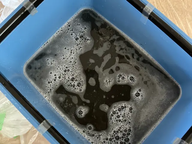 業務用エアコンクリーニング☆漂白剤ベース洗剤で徐カビ※抗菌→防カビも承りますよ☆サービスの画像