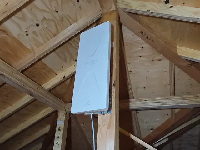 ★地デジアンテナ　BSCSアンテナ取り付け交換★サービスの画像