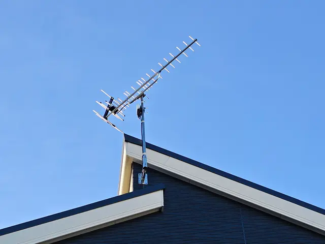 ★地デジアンテナ　BSCSアンテナ取り付け交換★サービスの画像