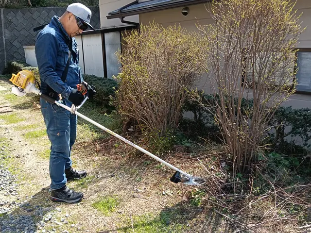 【安心の法人店舗】◉地域密着◉女性スタッフ在籍◉草刈りから伐採まで臨機応変に対応サービスの画像