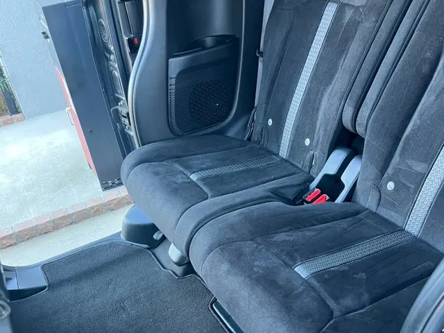 プロの技で蘇る！愛車の美しさ 100%自社スタッフ対応【インボイス登録店】サービスの画像