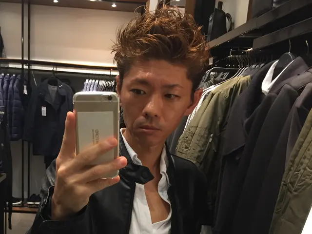 【パーソナルカラー・イメージから最適なコーデをご提案】♬ショッピング同行OK♬サービスの画像