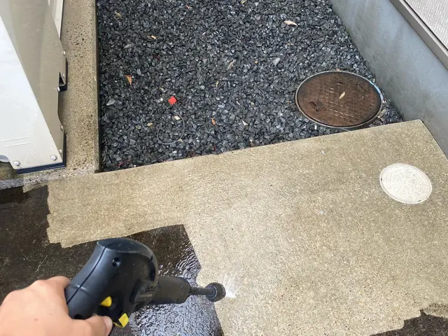 ☆駐車場高圧洗浄☆お任せ下さい！！サービスの画像