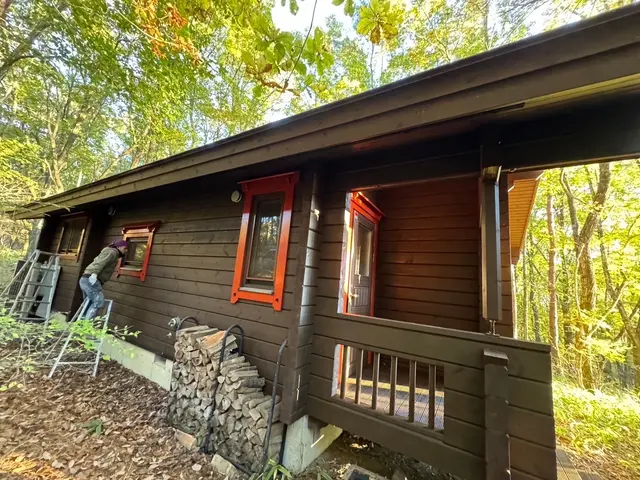 ステイン塗装！ウッドデッキ、ウッドフェンス、無垢床等サービスの画像