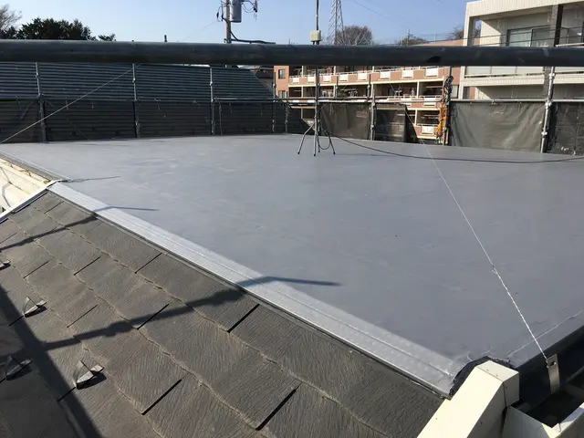 塩ビシート防水専門サービスの画像