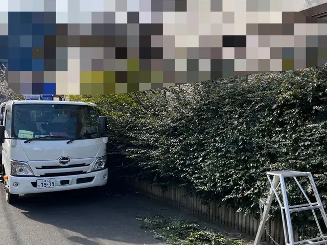 《全日本植木協会会長在籍》お客様目線の迅速・丁寧な大人気植木屋　年間700件実績サービスの画像