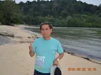 草刈り機で綺麗に草刈りいたします ゴミも回収し現場スッキリ 有限会社マスネット 福岡便利屋 何でも屋 の草刈り 草刈り機 くらしのマーケット