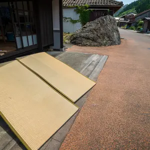 畳の寿命ってどれくらい 交換の目途は くらしのマーケットマガジン