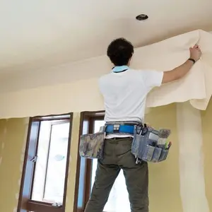 意外と簡単な壁紙 クロス の張替え方法 剥がし方と7つの手順 くらしのマーケットマガジン