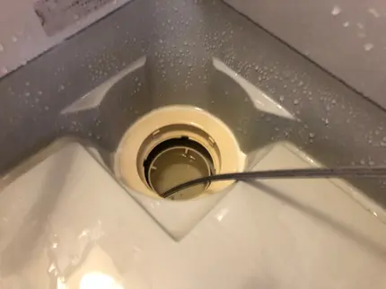 キッチン 浴室のコーキング打ち替え おそうじリファイン 東匠リファインの水回りのコーキング 打ち替え くらしのマーケット