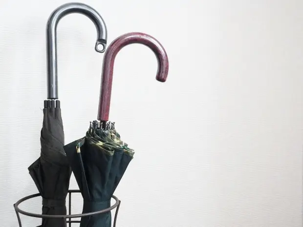 おしゃれな玄関は消臭から 不快なにおいの原因と消し方 くらしのマーケットマガジン おしゃれな玄関は消臭から 不快なにおいの原因と消し方 くらしのマーケットマガジン