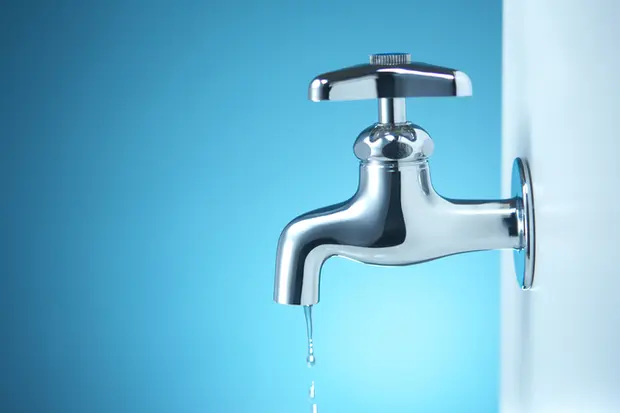 ストレートの蛇口