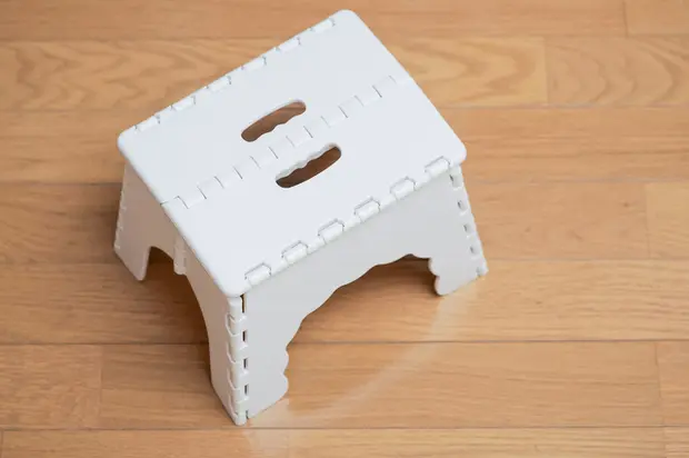 お風呂の天井のカビを簡単にとる方法教えて くらしのマーケットマガジン