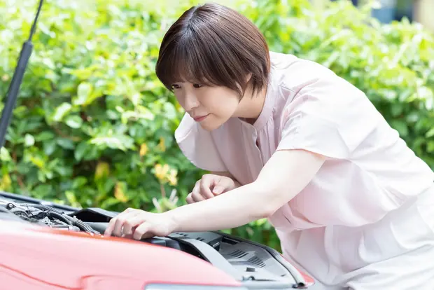 車のバッテリーを交換する方法 依頼するならどこ 自分で交換できる くらしのマーケットマガジン