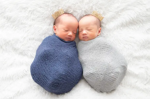 双子の赤ちゃん