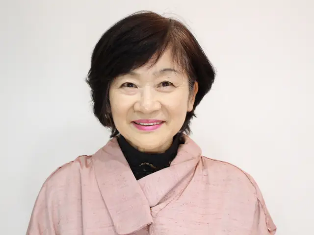 大阪 ヘアーアレンジ込み ベテランが着崩れなく素敵に楽な着付けを致します 出張着付けみゆき 森の出張着付け くらしのマーケット