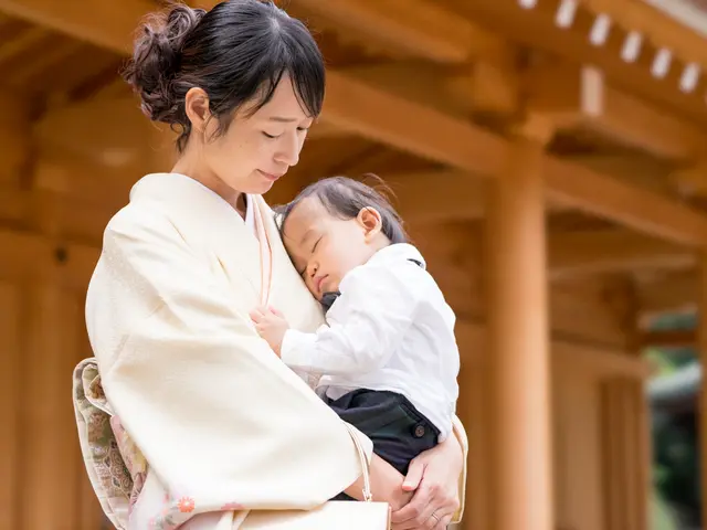 ファミリー全員で楽しんでください ママも綺麗に 0枚以上お届 Marutto Fotoの出張撮影 カメラマン お宮参り撮影 くらしのマーケット