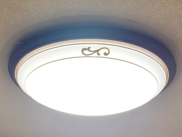 福岡市 Led 蛍光灯 電球の照明器具取替え プロの電気工事士が直接施工 Osaya オサヤ ホームサービスの照明 シーリング ダウンライト取り付け くらしのマーケット